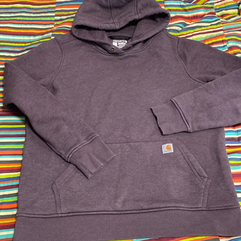 Carhartt longsleeve pocket hoodie, size large women’s 12-14 Fast shipping purple